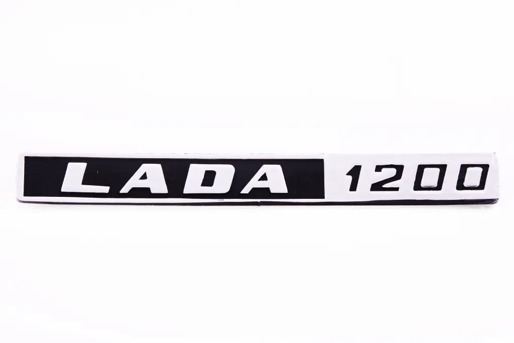 эмблема 2101 