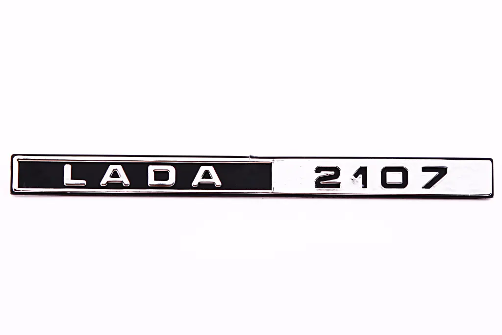 эмблема 2107 
