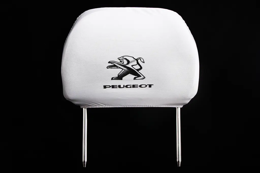 чехлы на подголовники белые Peugeot. Photo 2
