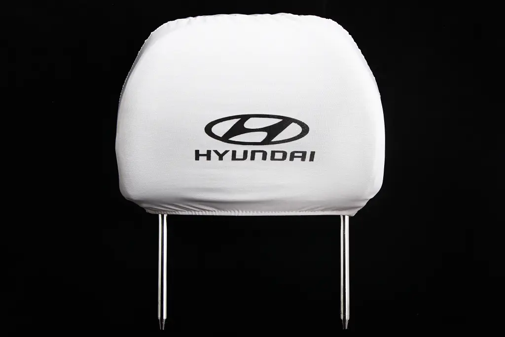 чехлы на подголовники белые Hyundai. Photo 2