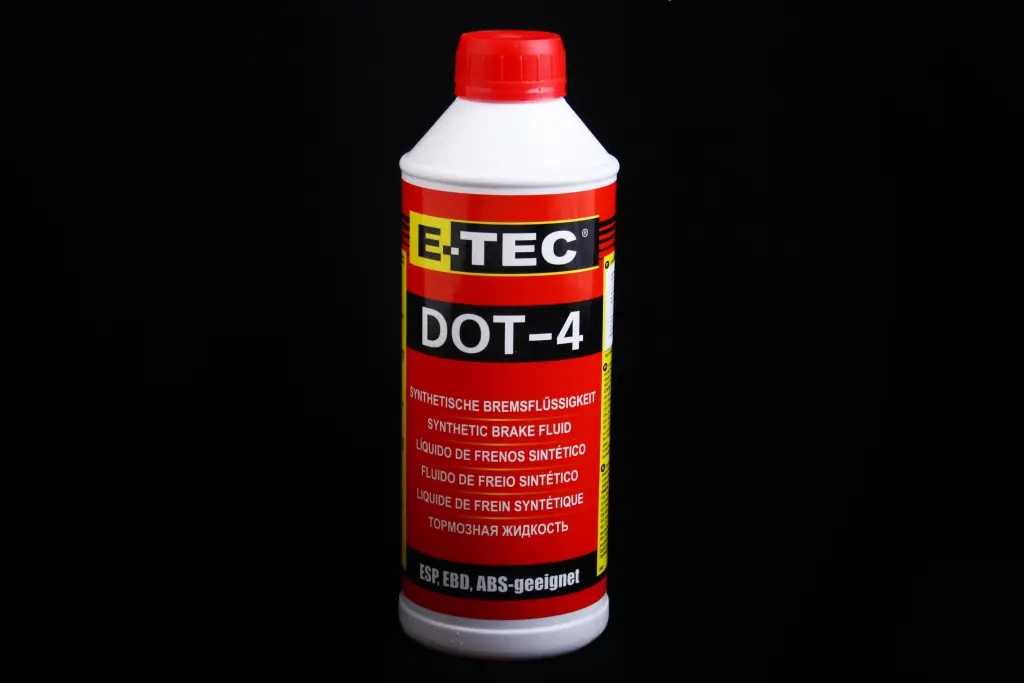 жидкость тормозная Dot-4 