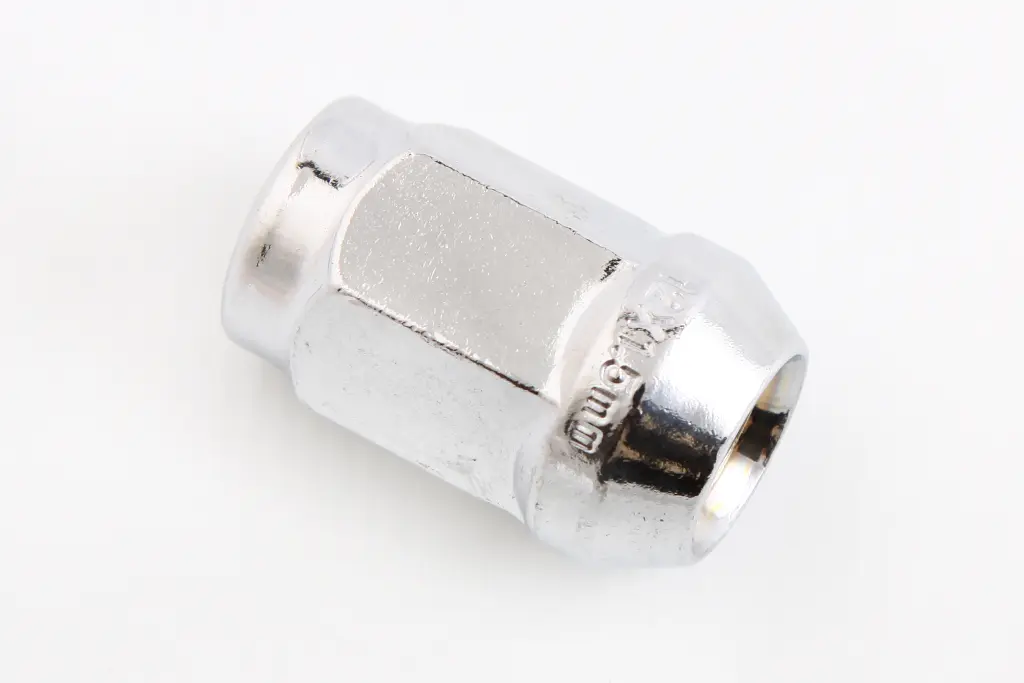 гайка колеса Aveo М12*35*1.5 хром. закрита ключ на 19 