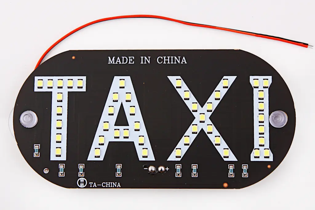 фонарь такси на присосках на стекло LED белый 140*70мм