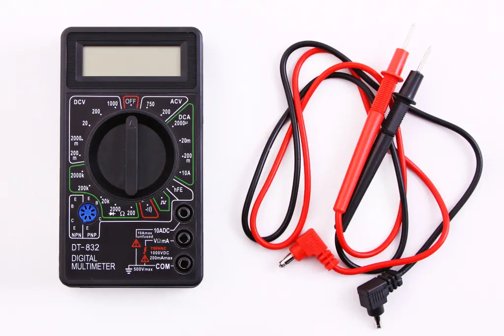 мультиметр DT-832 цифр. инд. + крона