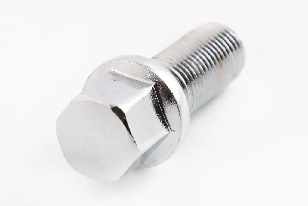 болт колеса Ином. М14*28*1.5 на титаны хром. 