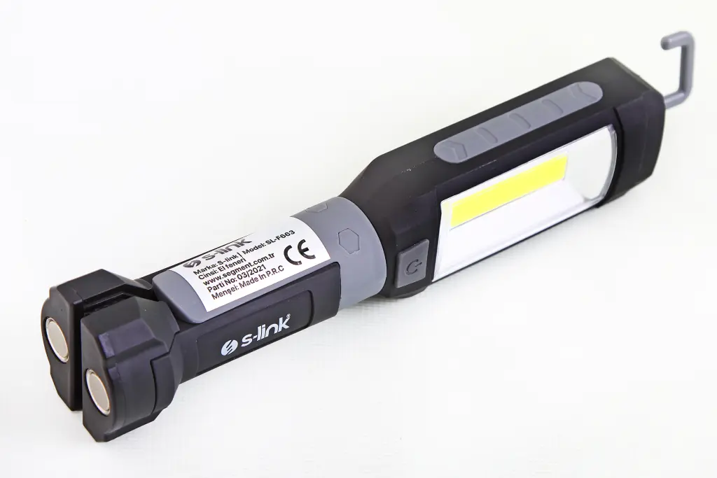 переноска на батарейках c магнітом LED COB 