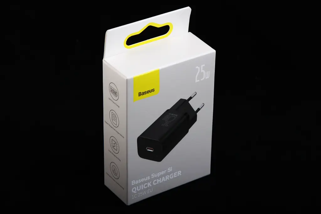 зарядка 220В 1Type-C QC 25 Вт 
