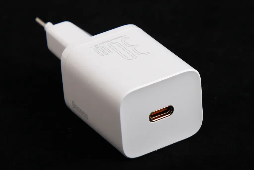 зарядка 220В 1Type-C QC 30 Вт 