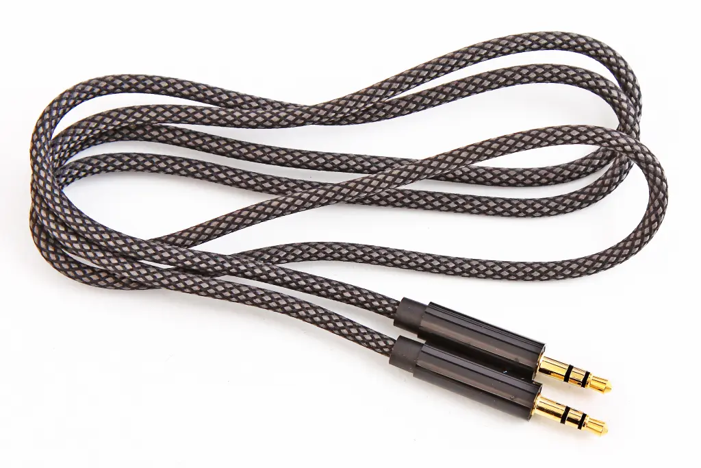 кабель AUX - AUX 1.0м 