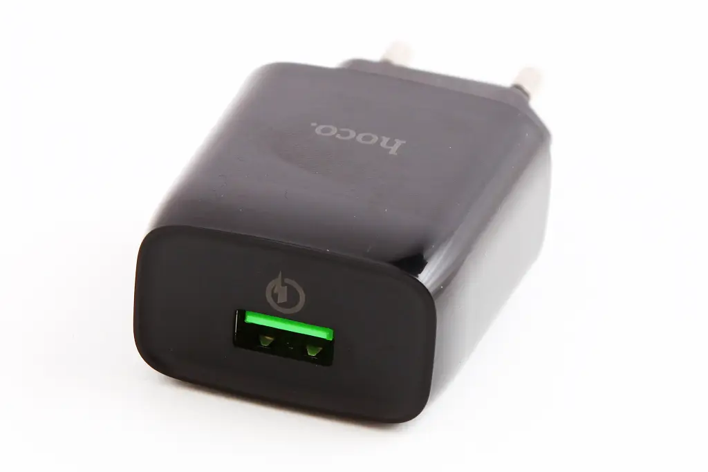 зарядка 220В 1USB QC 18 Вт 