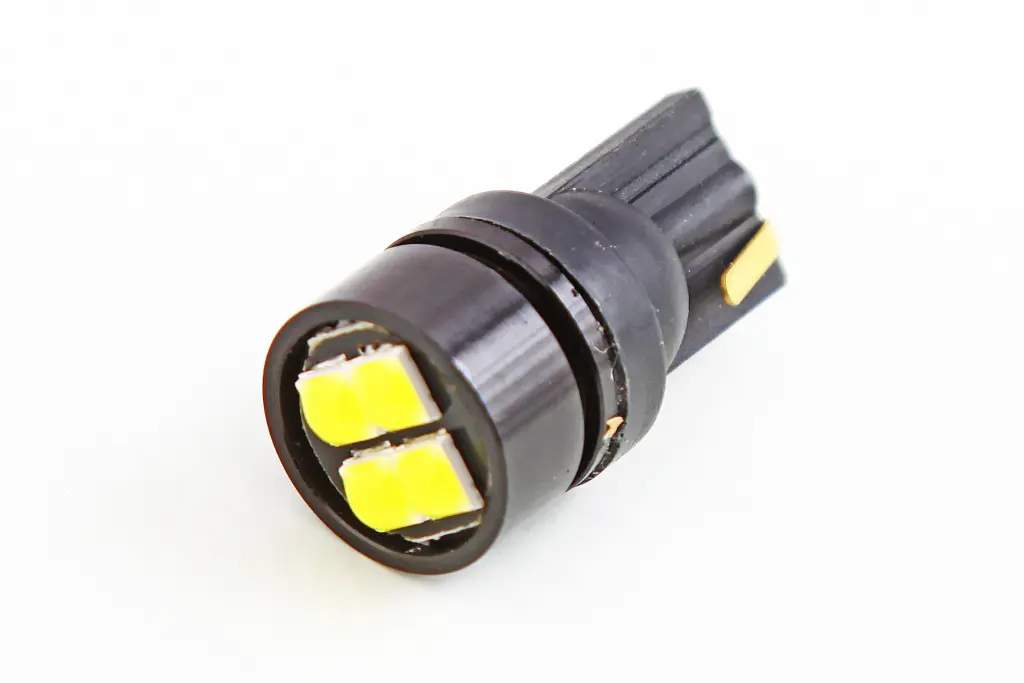 лампа діодна 12В безцок. T10 4-SMD 3030-Samsung CAN 