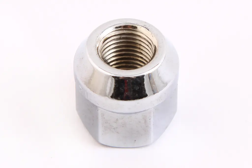 гайка колеса 2123 М12*23*1.25 хром. ключ на 19 