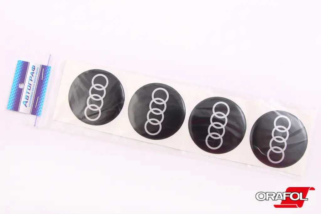наклейка на ковпак 70мм силікон Audi чорна 