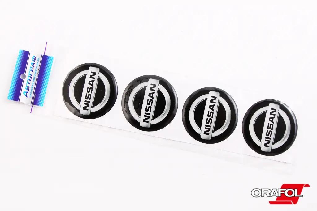 наклейка на ковпак 55мм силікон Nissan чорна 