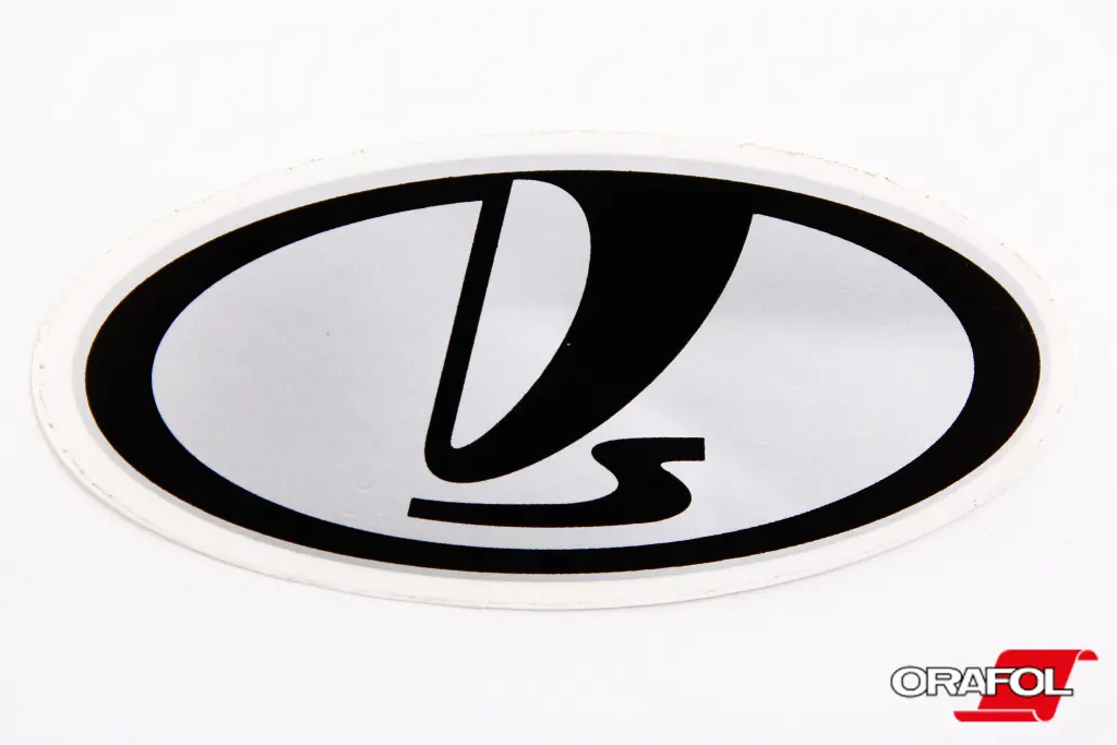 наклейка Эмблема Lada овальная 4*8см