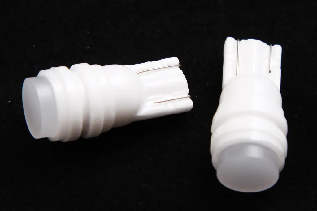 лампа діодна 12В безцок. T10 синя 1-SMD 5050 скло фарфор 