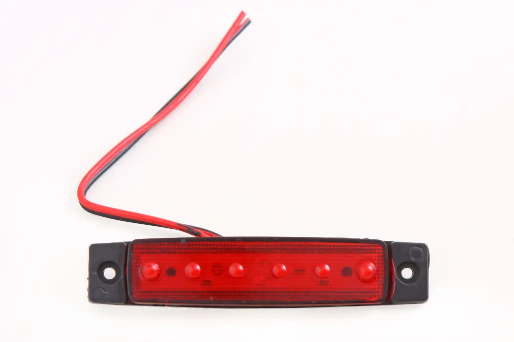 фонарь габаритный 96*21*8мм 6-SMD красный