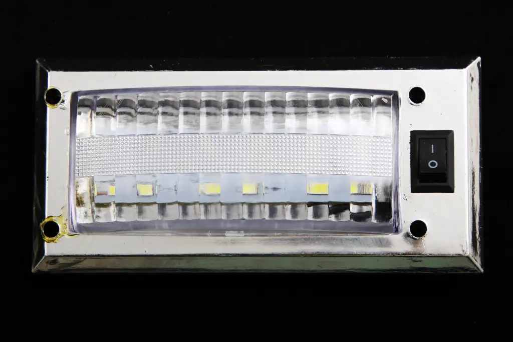 фонарь салона универс. LED 12/24В 12 SMD 2835 108*52*26. Photo 2