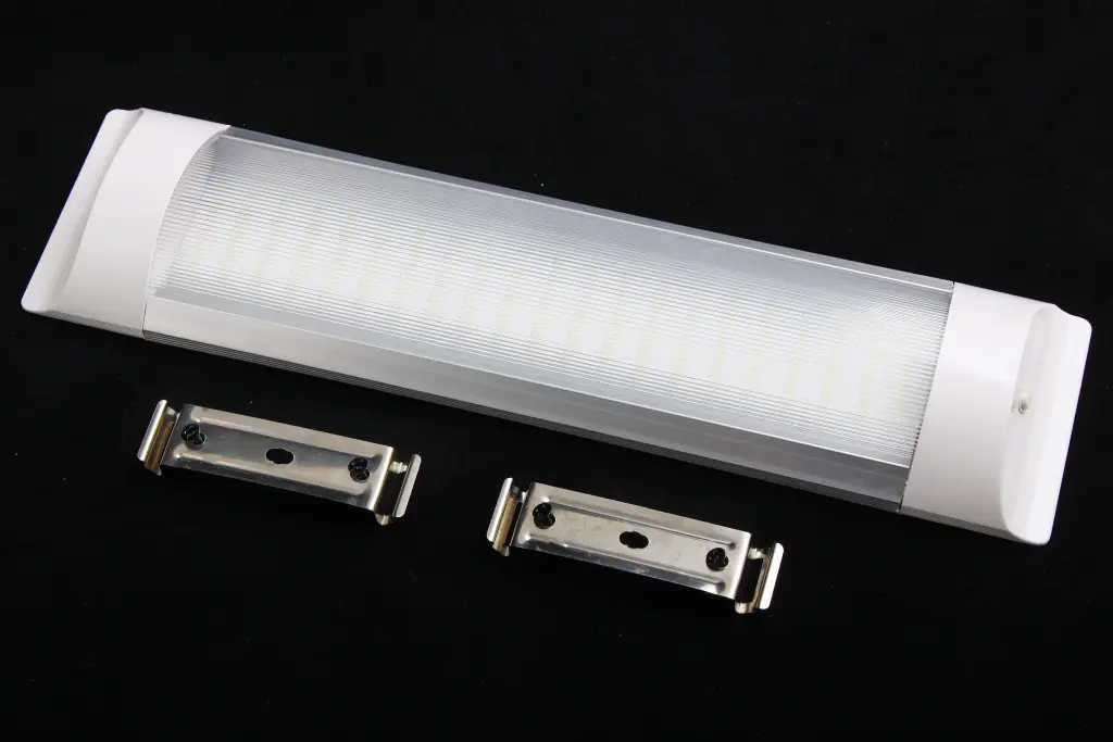 фонарь салона универс. LED 12/24В 72 SMD 2835 300*75*25