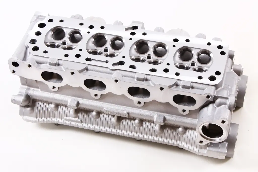 головка блока Lacetti 1.6 2-х канальная (Aveo). Photo 3