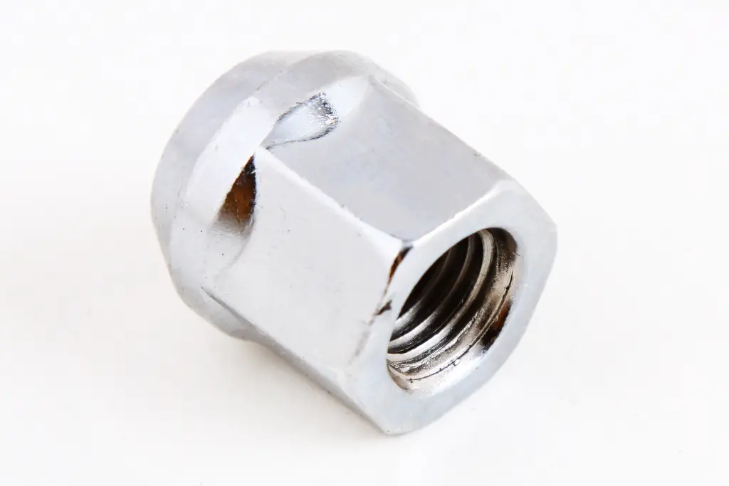 гайка колеса Aveo М12*22*1.5 хром. ключ на 19 