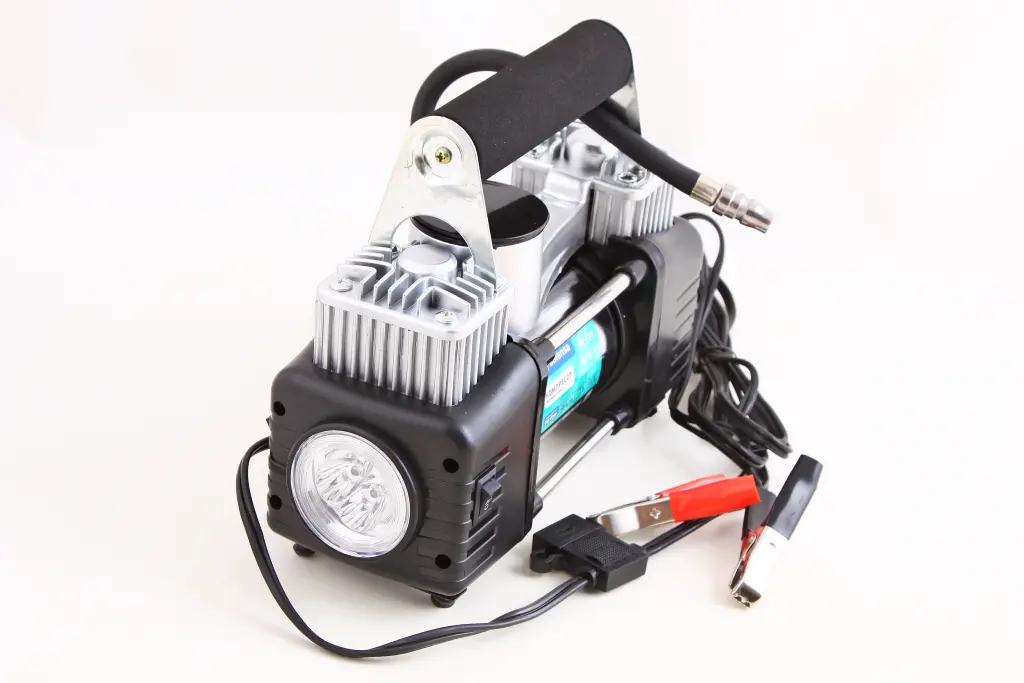 компрессор 200Вт/100psi/60л/2-цил. 