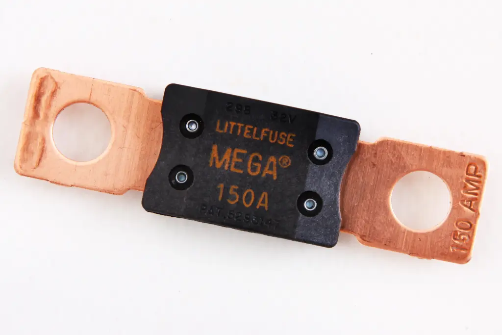 предохранитель Mega 