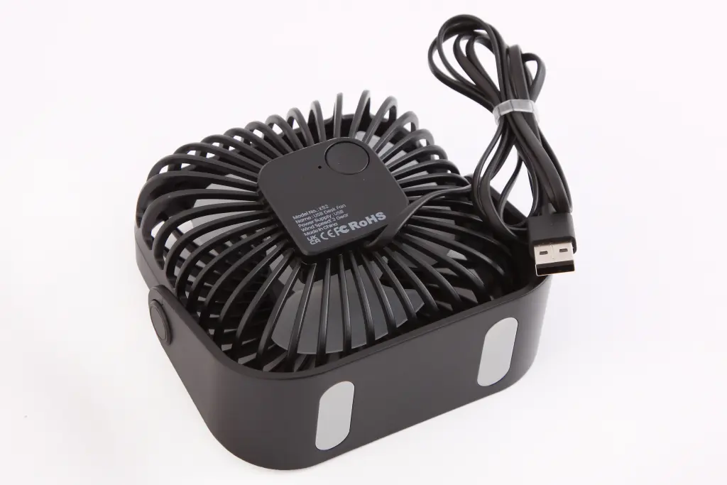 вентилятор настільний в USB пластм. 5В 4