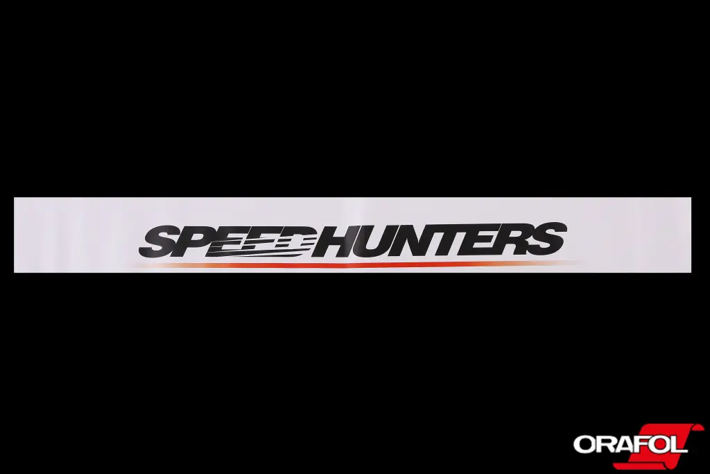 наклейка на лобове скло 17*136см Speed Hunters біла 