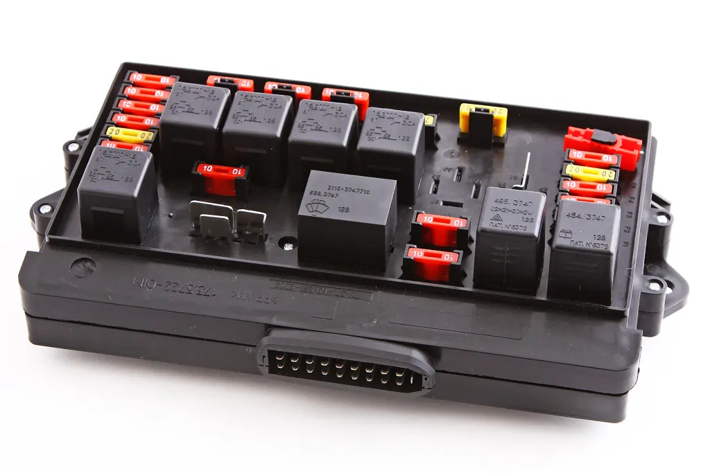 блок предохранителей 2108 стар. обр. 