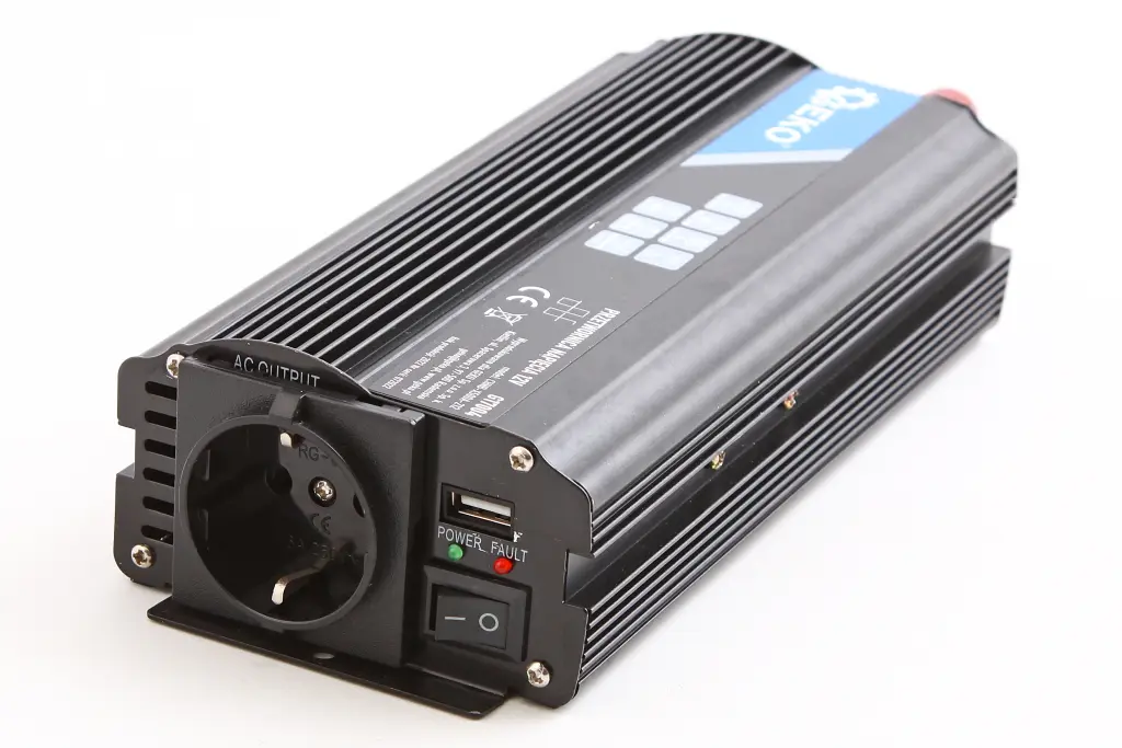 перетворювач напруги 12-220В 1000 Вт 