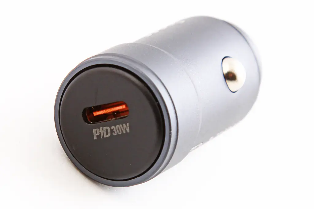 зарядка в прикуриватель 1Type-C QC 30Вт 