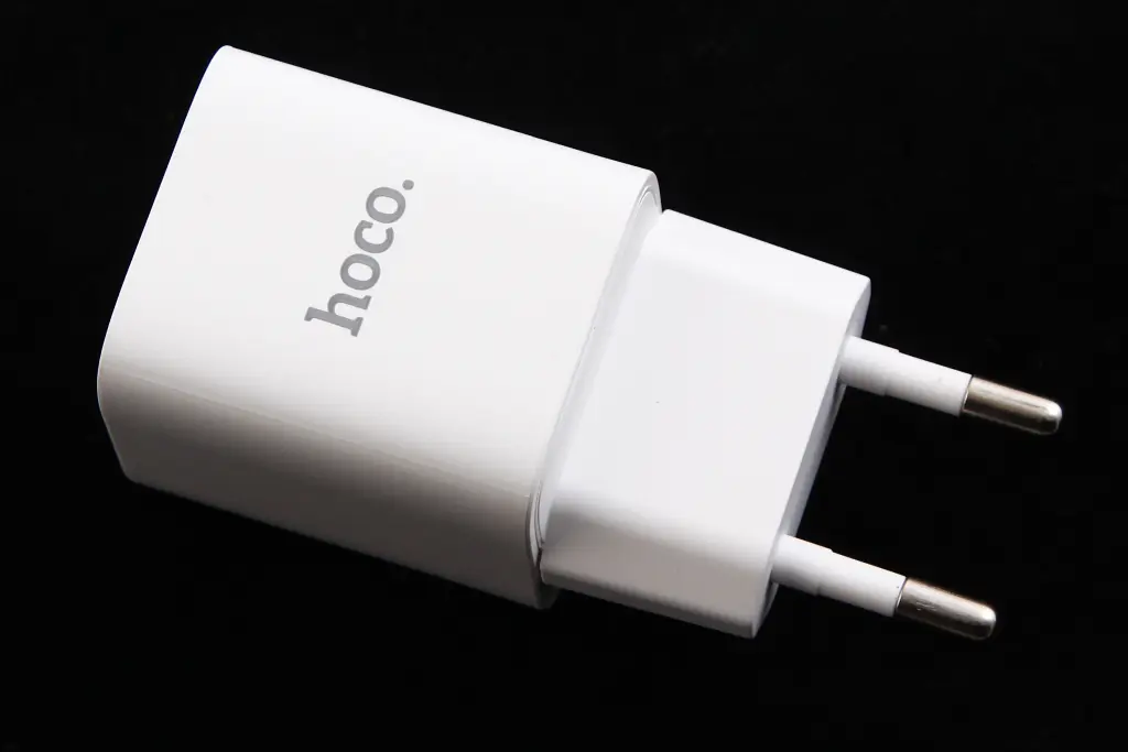 зарядка 220В 1USB/1Type-C QC 20 Вт 