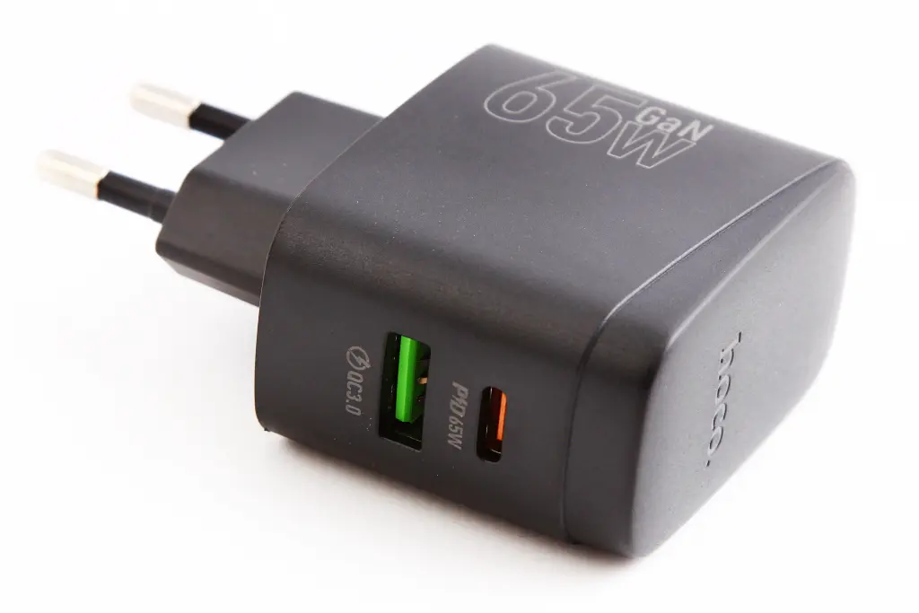 зарядка 220В 1USB/1Type-C QC 65 Вт 